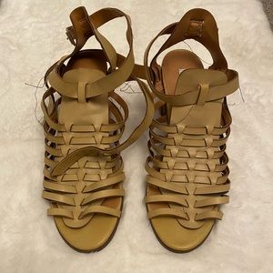 Not rated heel nwot